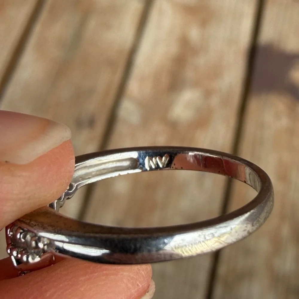 Chevron Tiara Crown‎ Ring Women Size 7 Silver Tone Rhinestone V-Shape